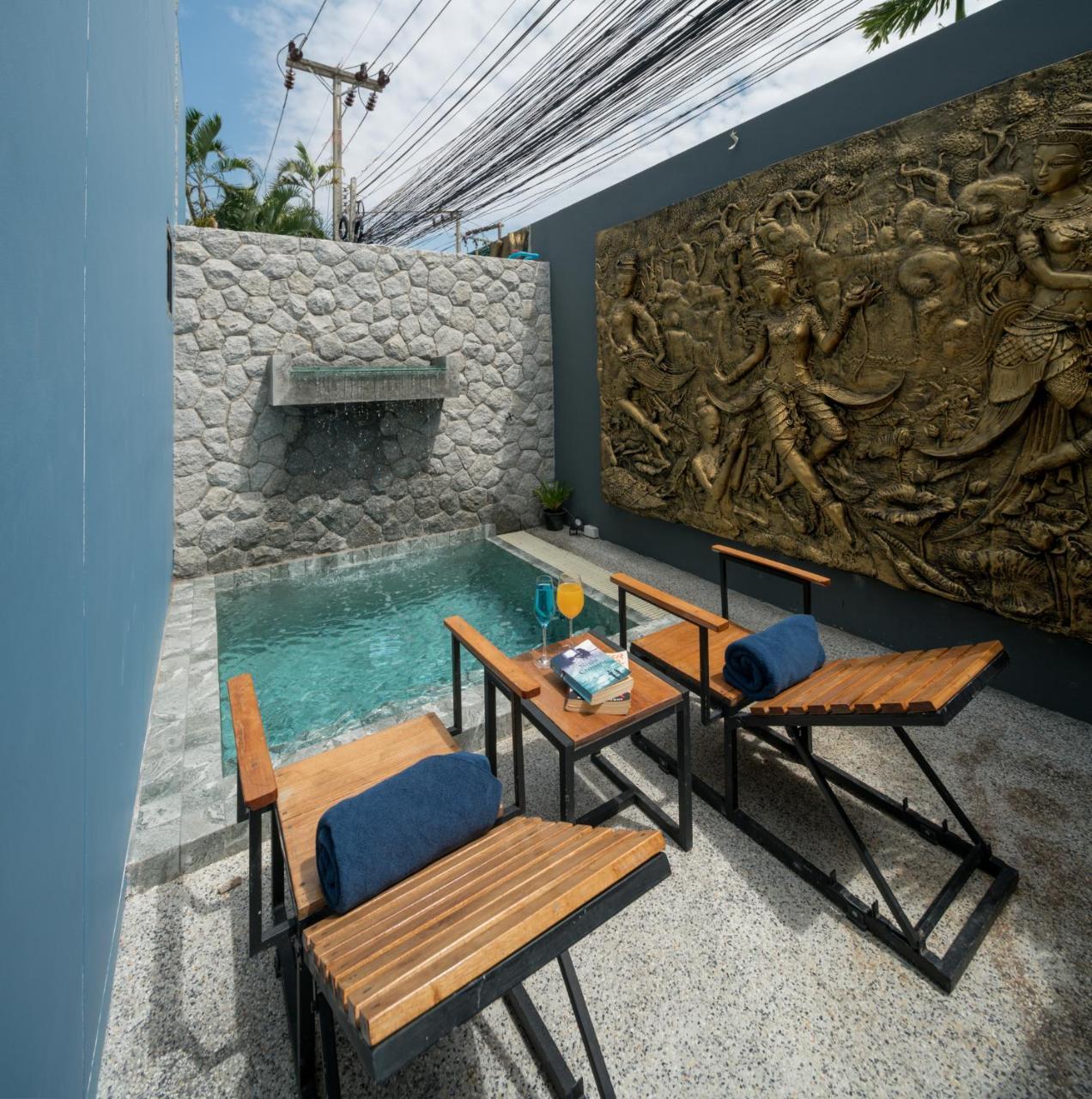 Hotel Peace Blue Naiharn Naturist Phuket Sha Extra 3*