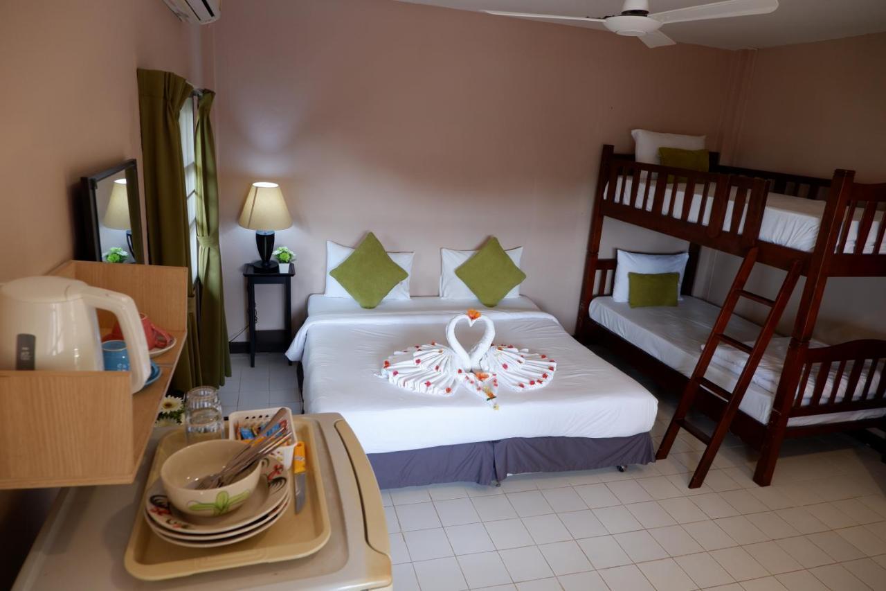 Kata Beachwalk And 3* Kata Beach (Phuket)
