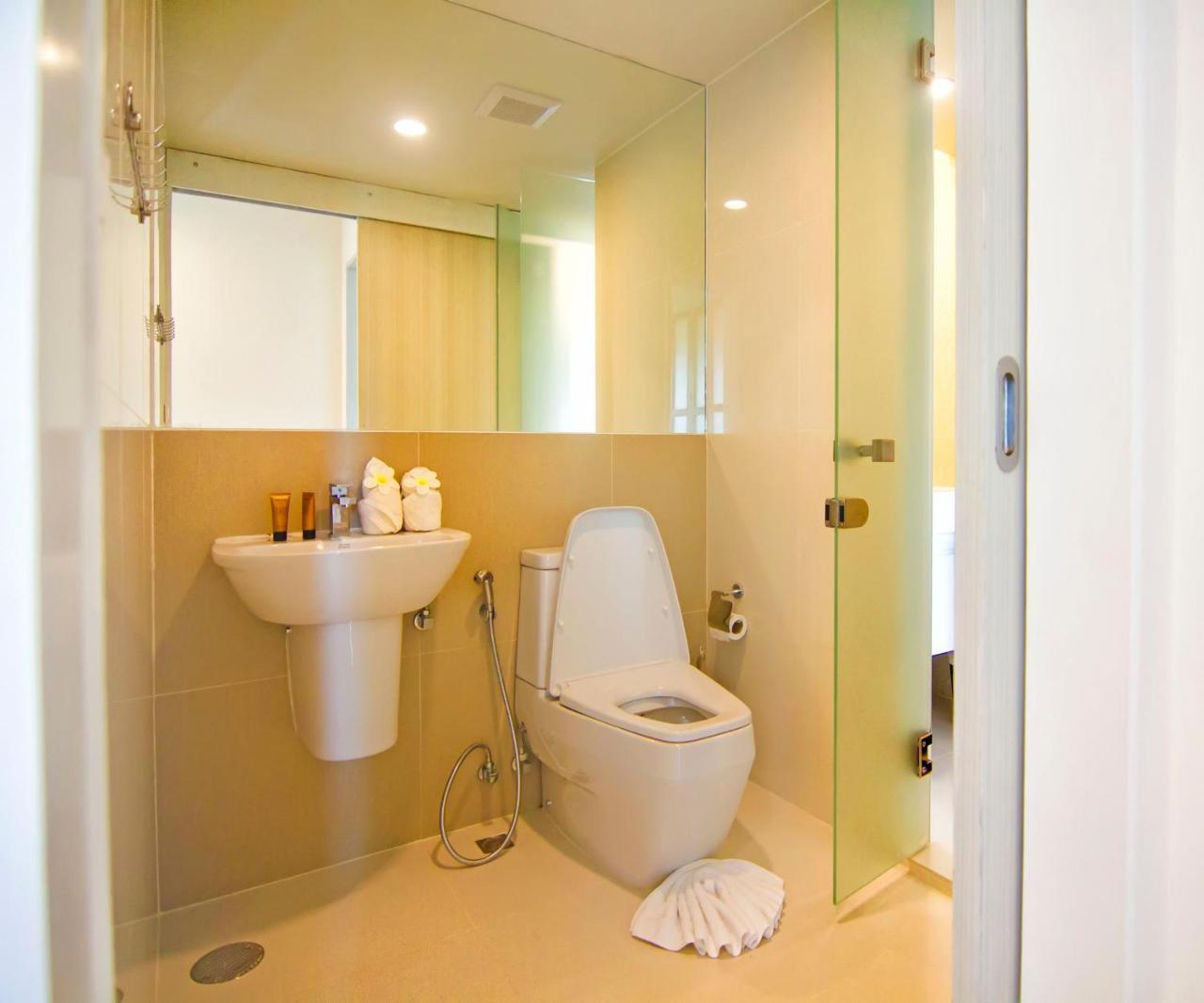 The Aristo By Holy Cow, 2-br, Mountain View Apartment Bang Tao Beach (Phuket)