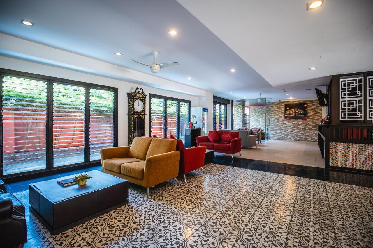 Ratana Chalong 4* Rawai