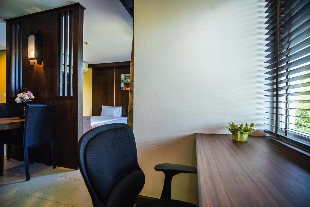Aparthotel Ratana Chalong 4*