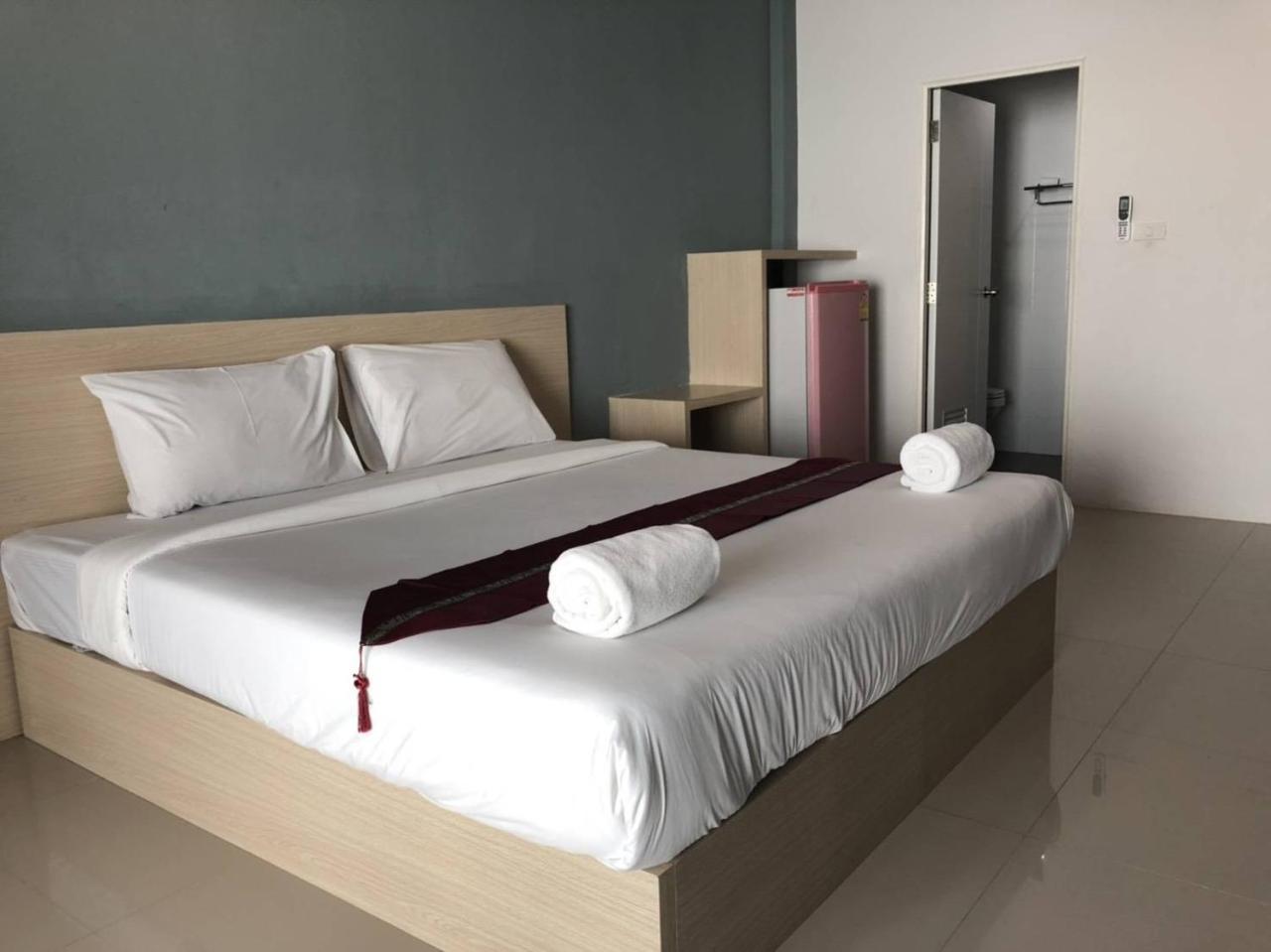 Khao Oat Airport Guest house 2*