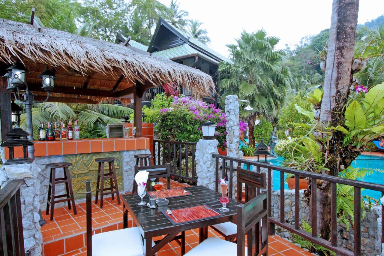 Boomerang Village 3*