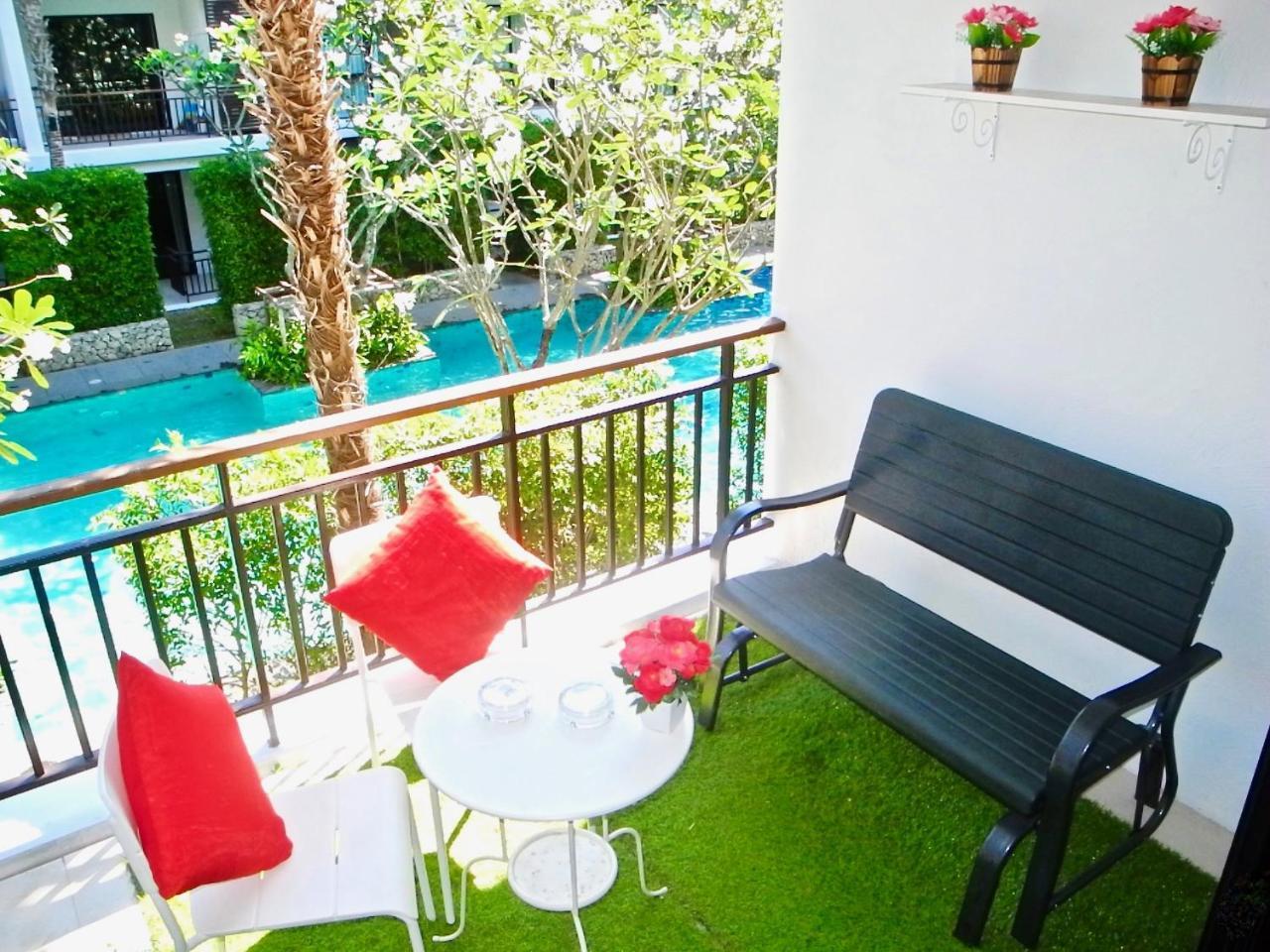 Title 2-bedroom Pool View *