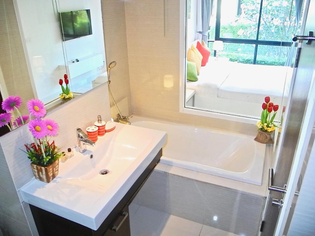 Title 2-bedroom Pool View Rawai