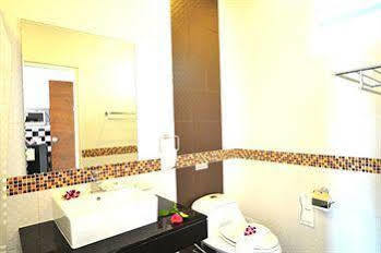 Hotel Jula Place *