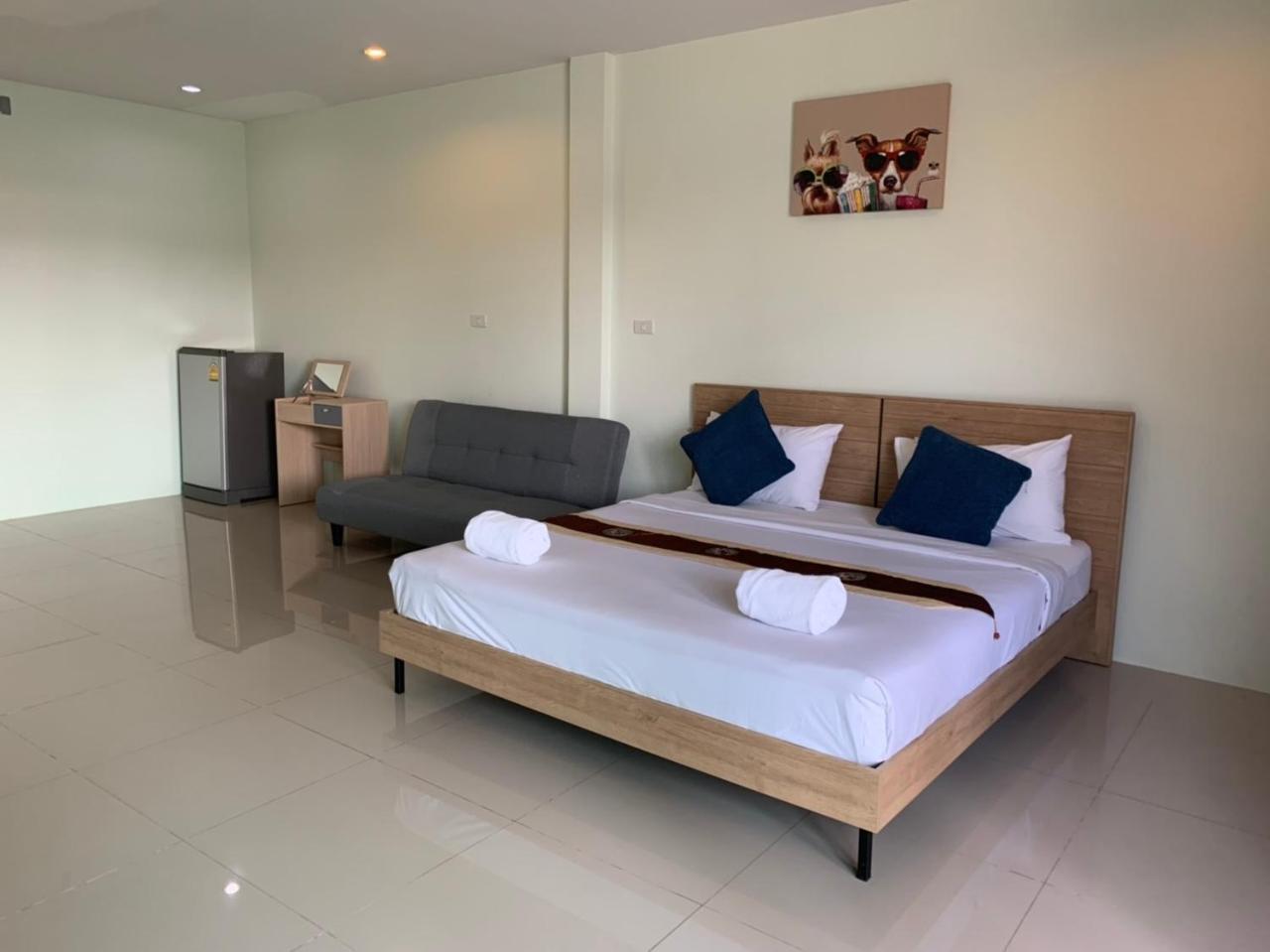Guest house Khao Oat Airport 2*