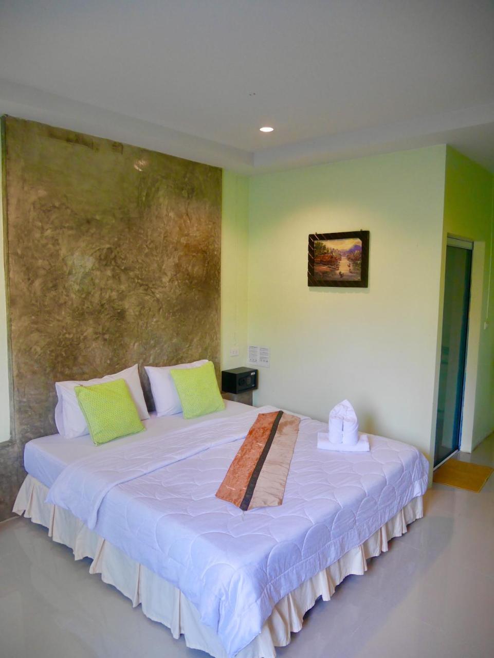 Suntalee House Nai Yang