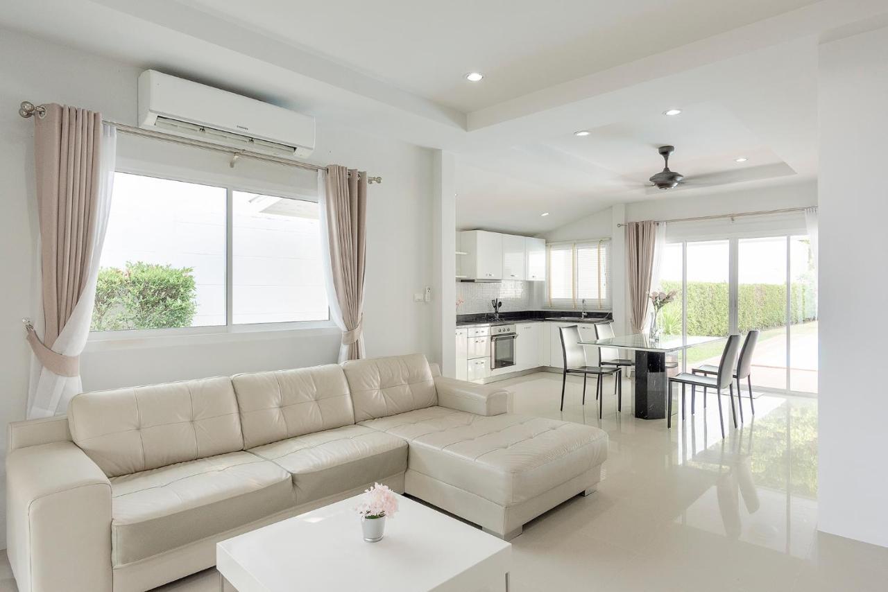Baan Promphun Pool By Bv