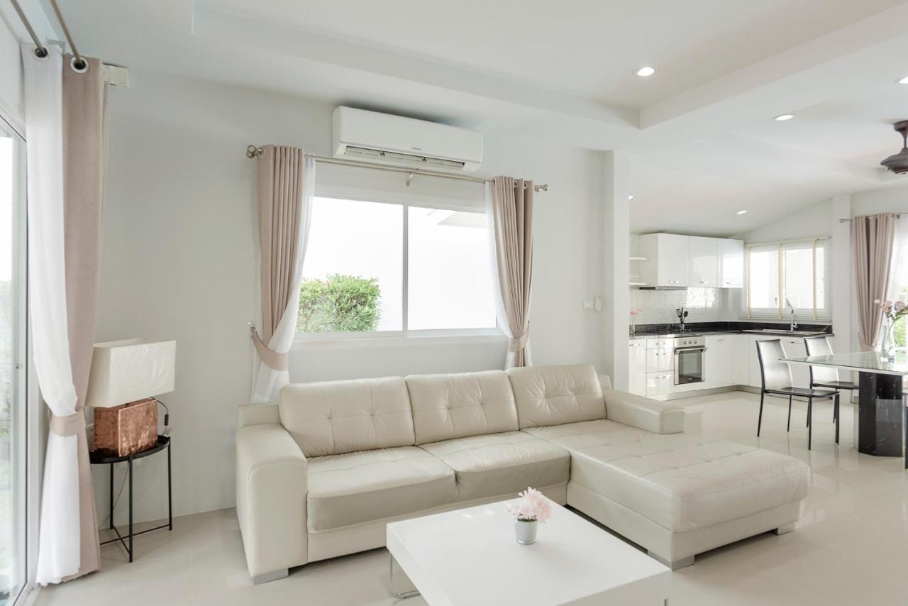 Baan Promphun Pool By Bv