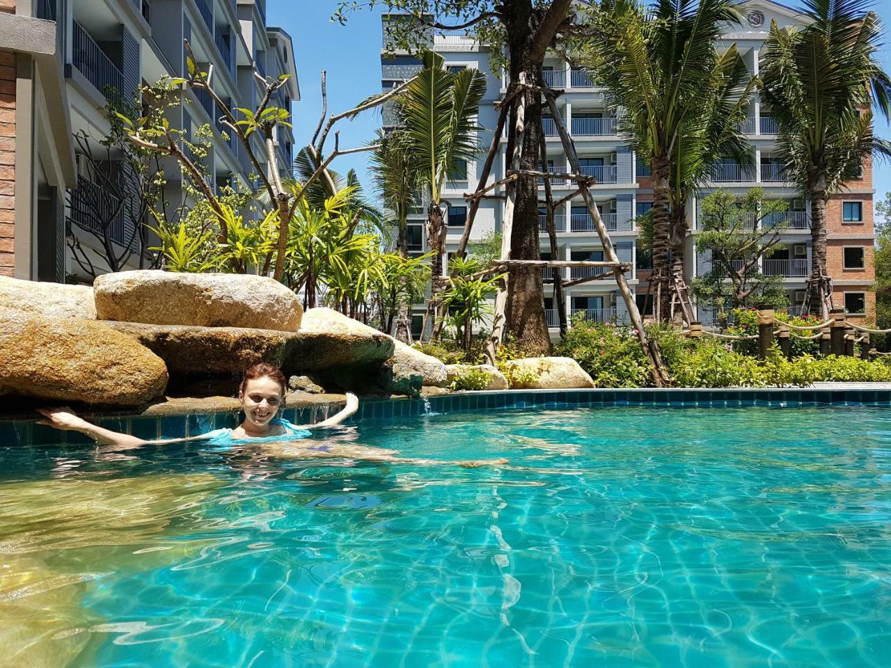 D4 Fisher's The Title Residencies Naiyang Phuket Apartment *