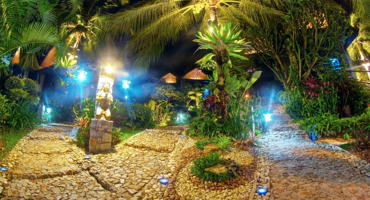 Boomerang Village Resort Karon