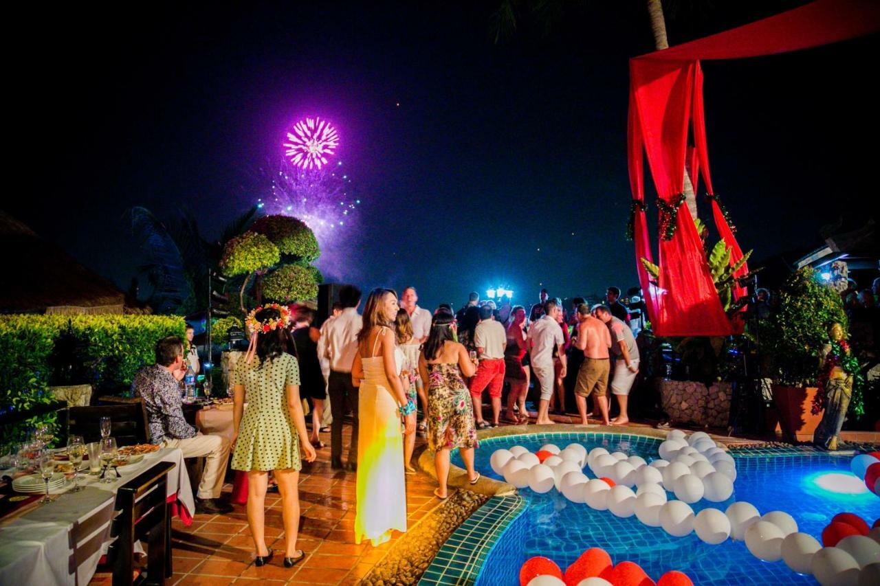 Boomerang Village Karon