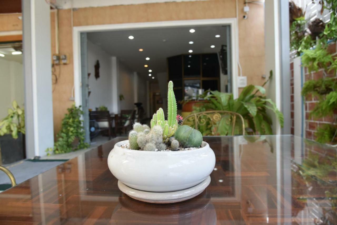 Baan Petcharat Hotel