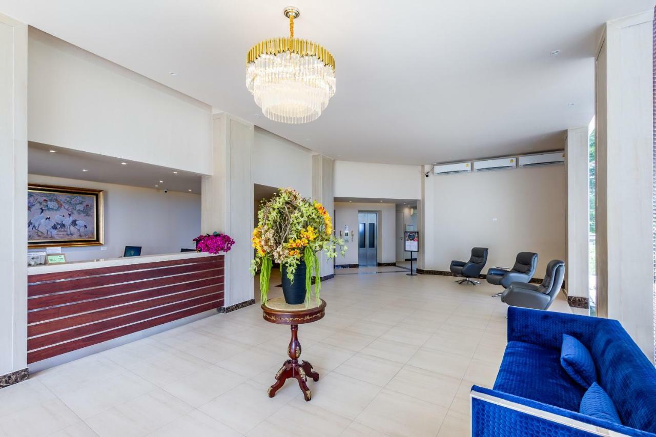 Hotel Hilltop Hotel 4*