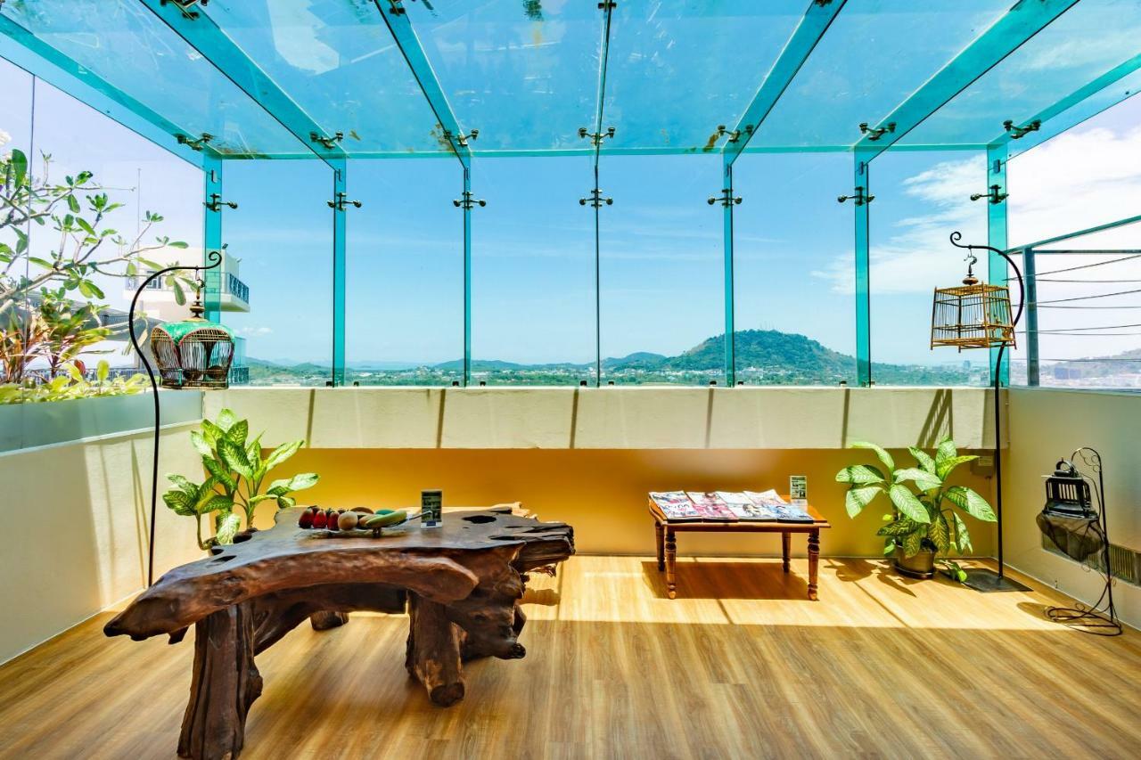 Hotel Hilltop Hotel