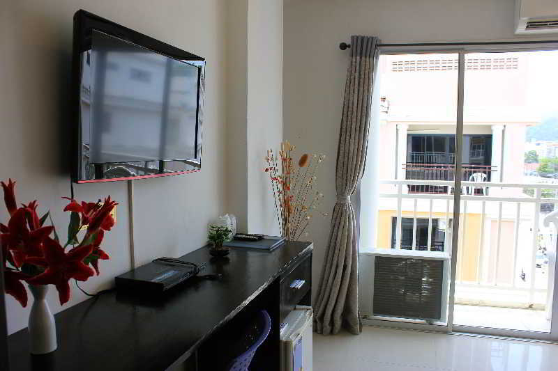 Hotel Holiday Home Patong Patong