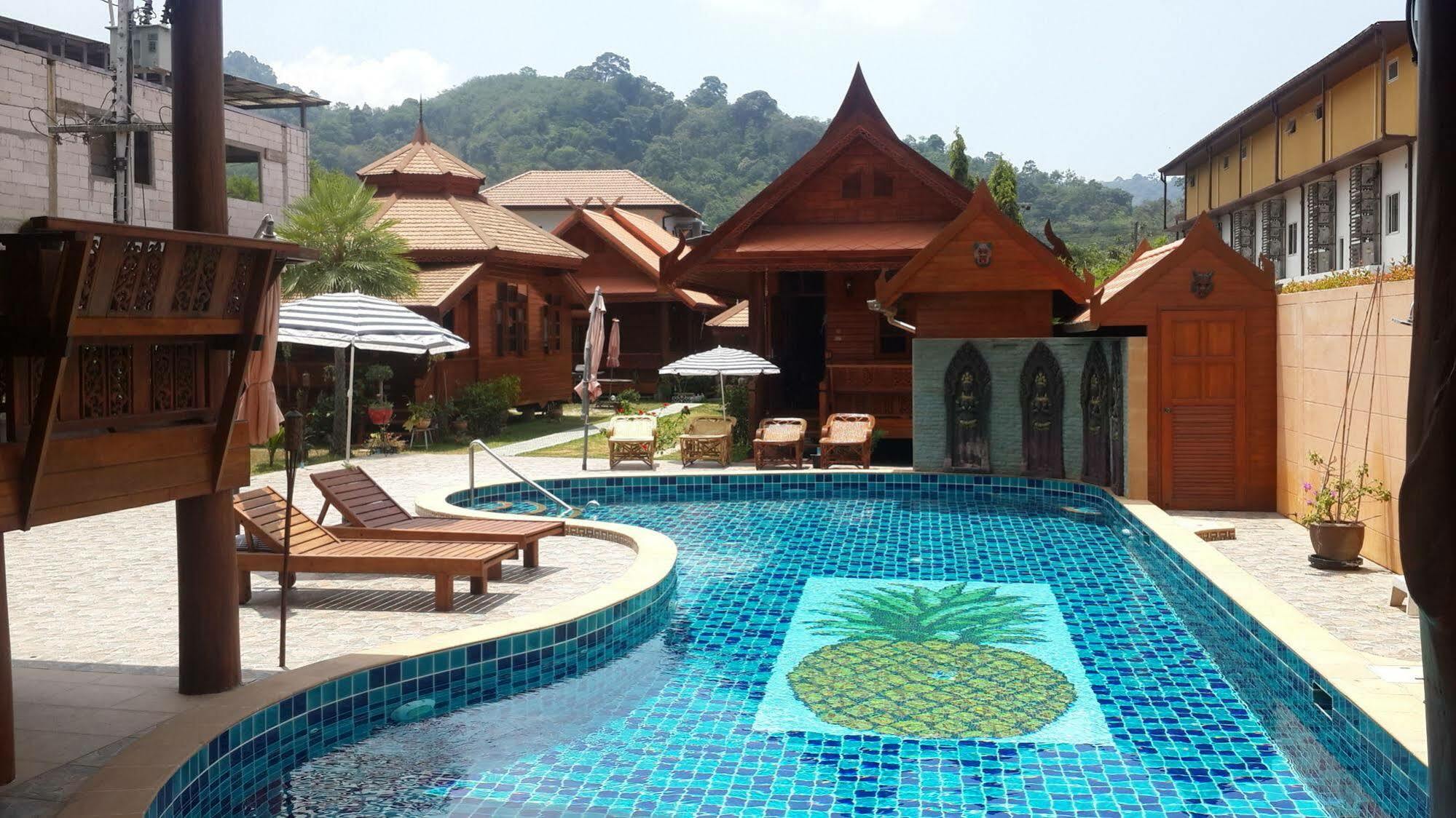 Resort Golden Teak Baan Sapparot