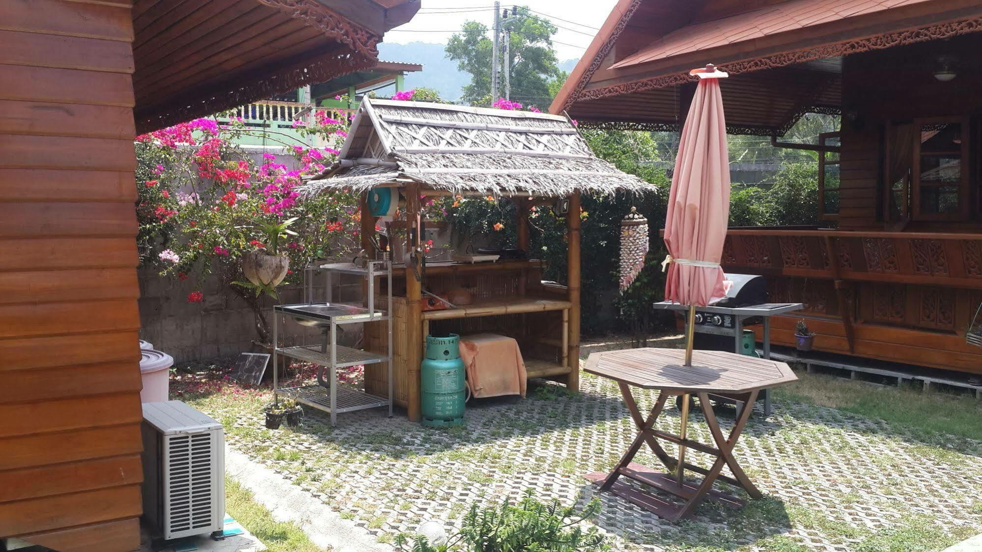 Golden Teak Baan Sapparot Resort Kamala Beach
