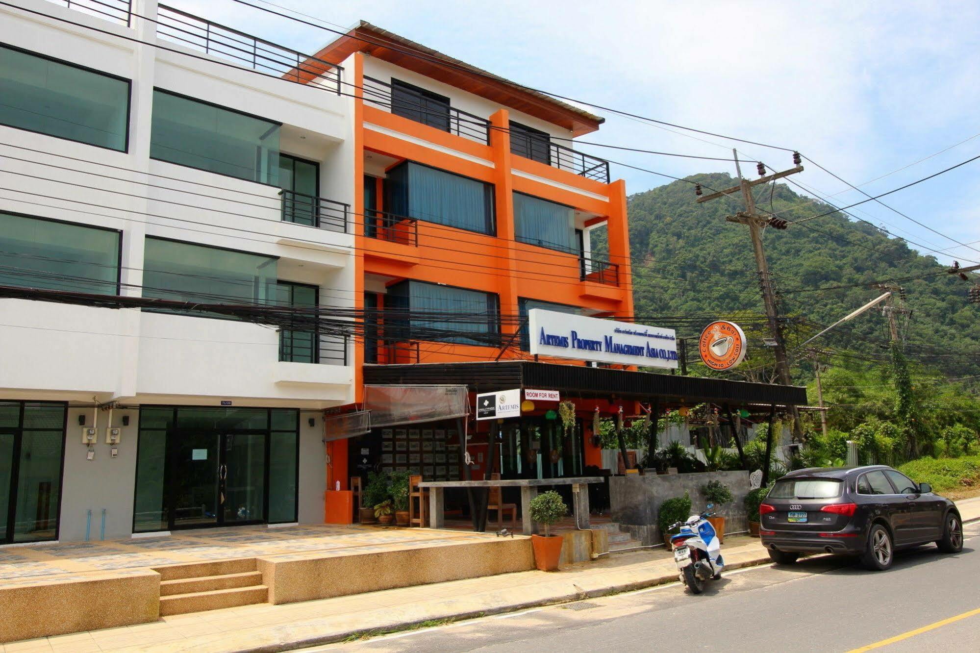 High So Low Cost Aparthotel Hotel 2*