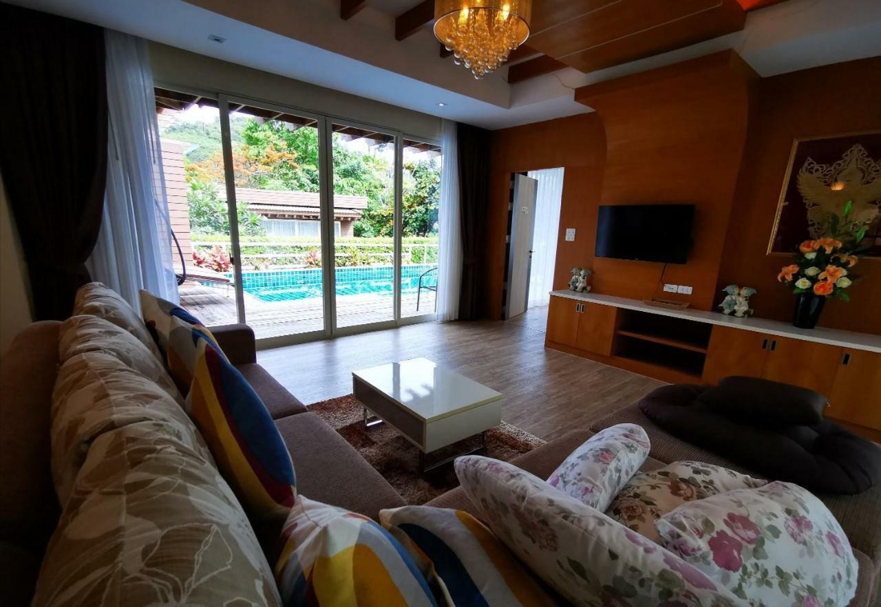 Kanita Pool Villa Karon