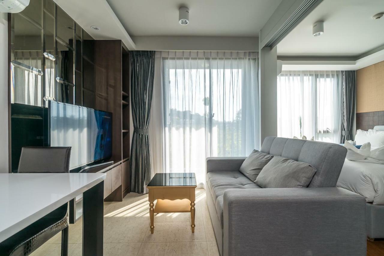 Apartment At Aristo By Lofty