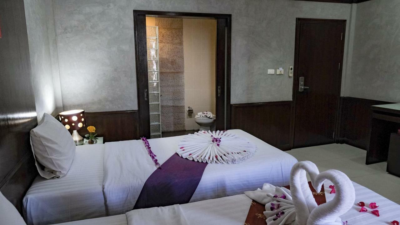 Hostel Ebs Phuket Hostel *