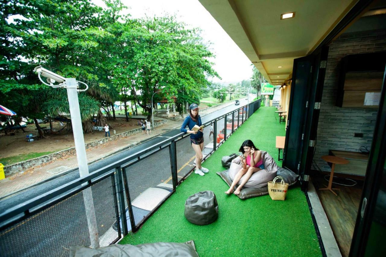 Doolay Beachfront Hostel *