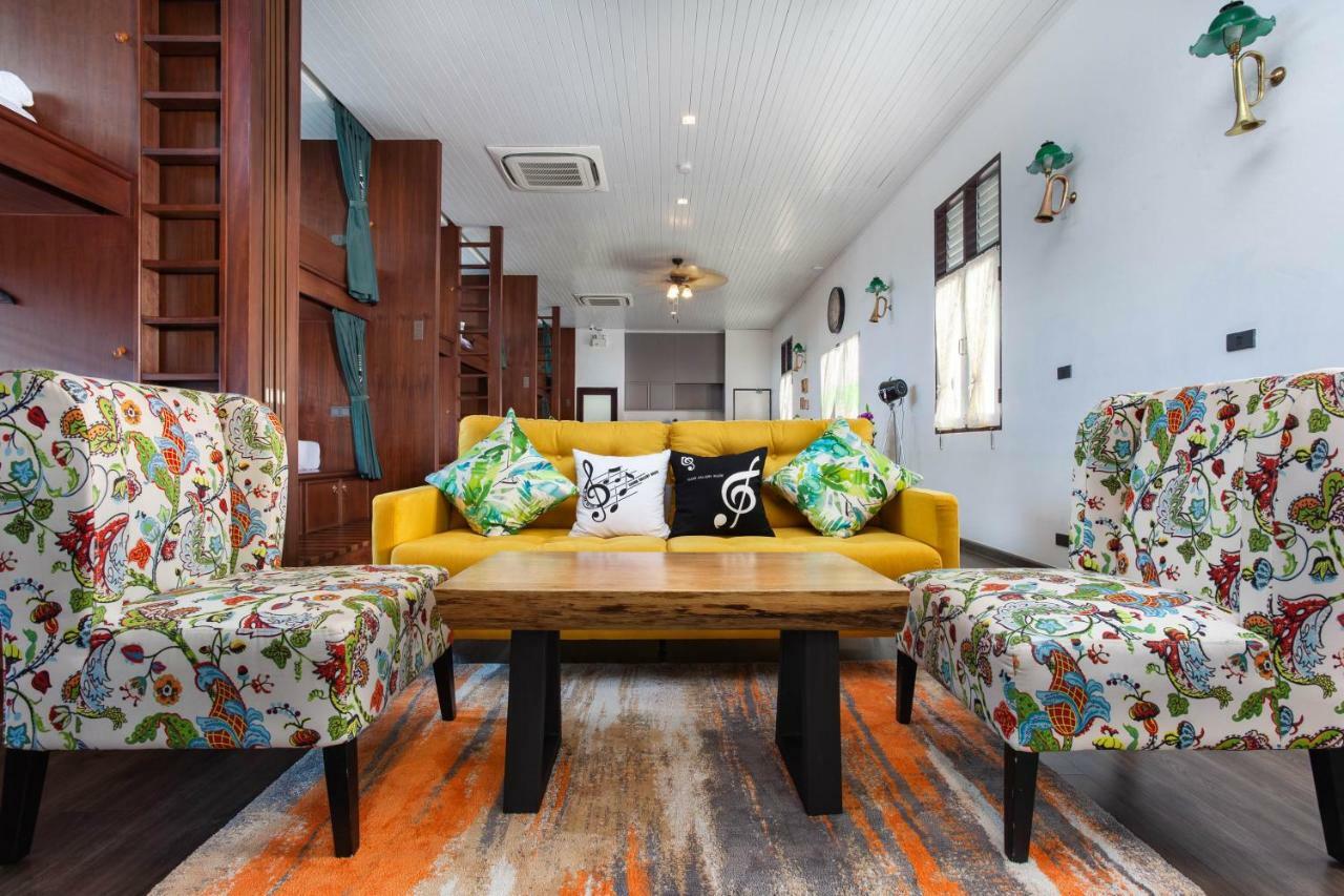 Sound Gallery House - Sha Hostel