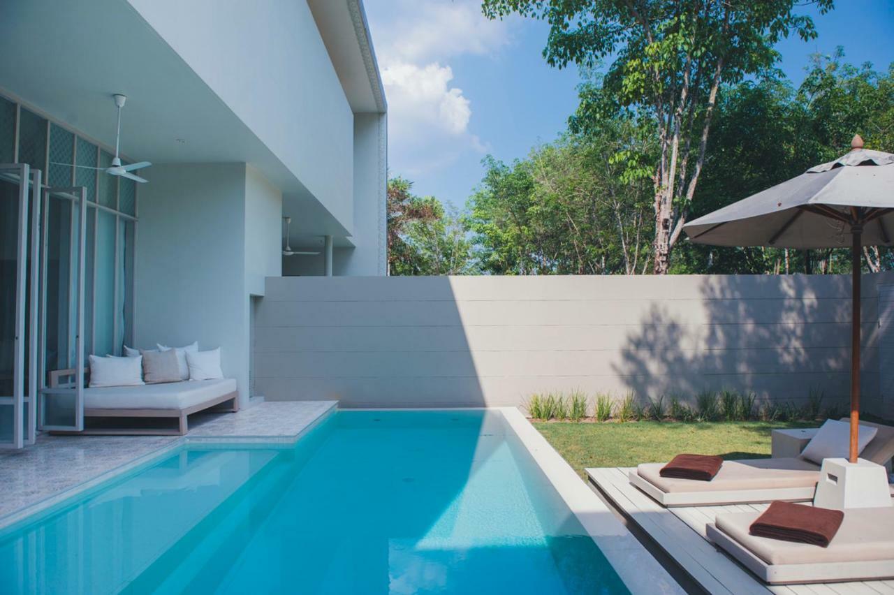 Sala Phuket 5*