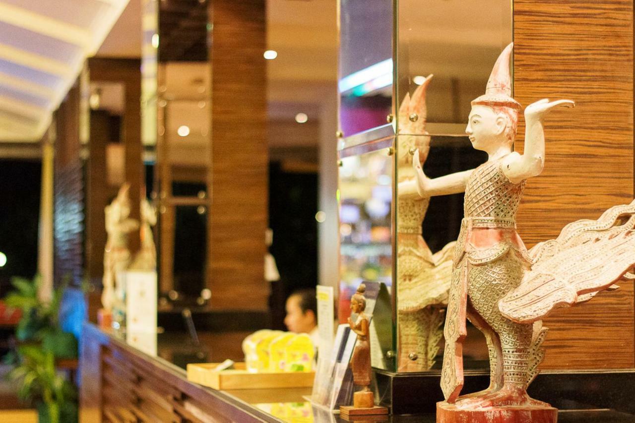 Seasons Naiharn Phuket 3* Nai Harn
