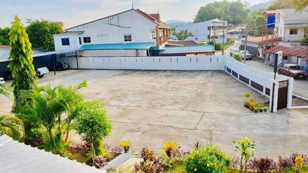 Siray House Aparthotel Phuket