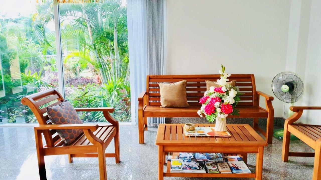 Aparthotel Siray House 2*