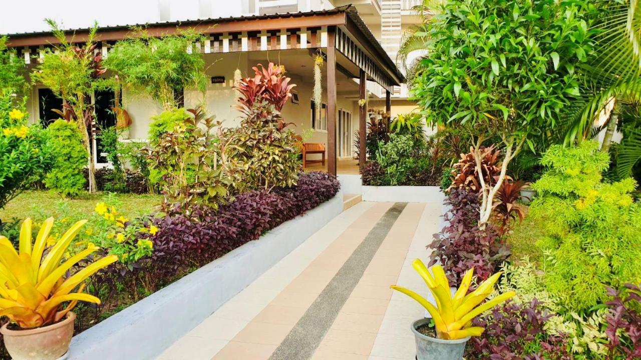Siray House 2* Phuket