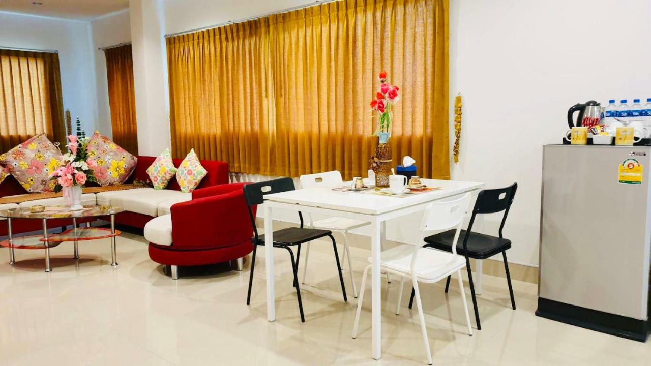 Aparthotel Siray House 2*
