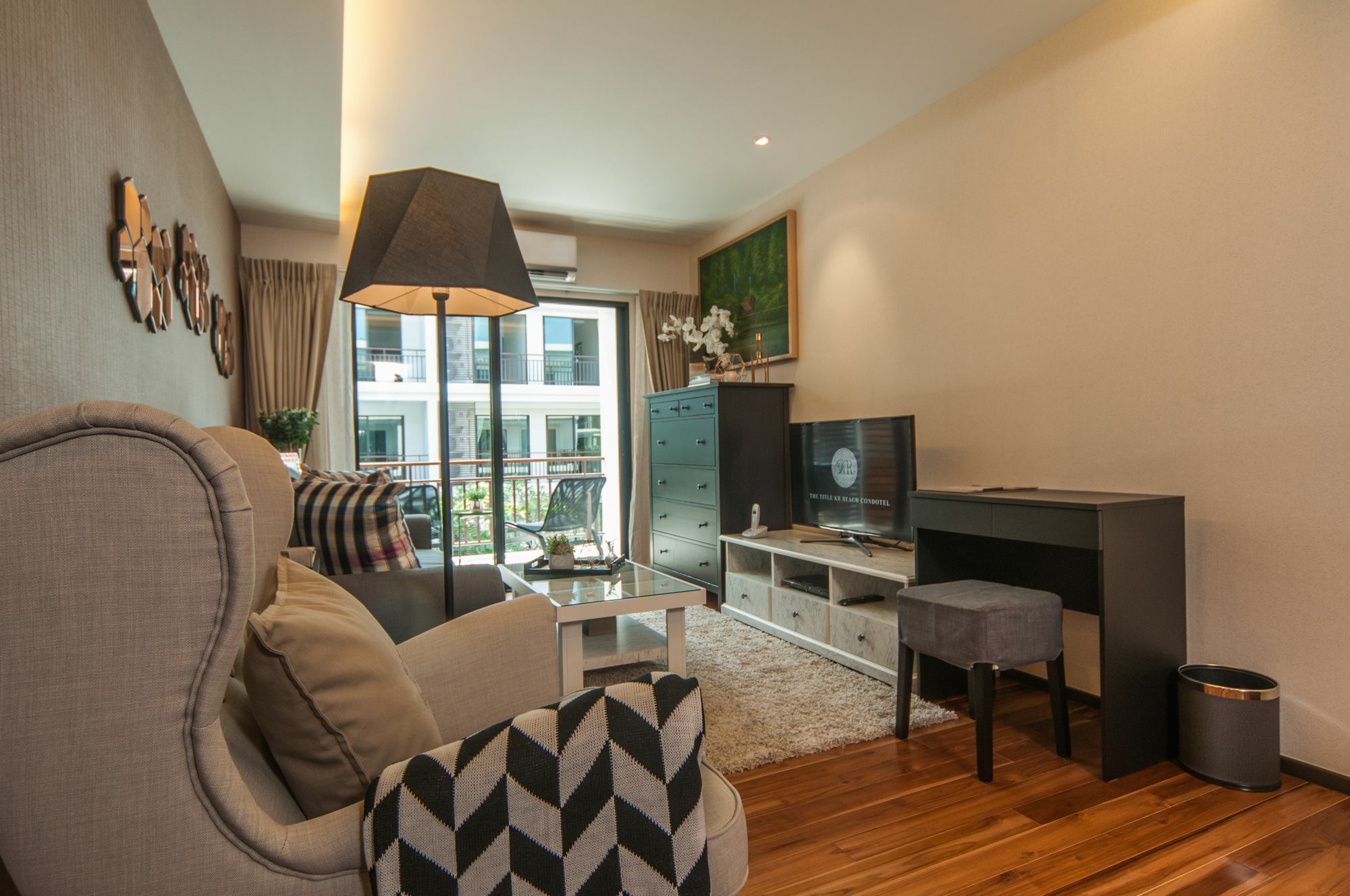 The Title Kr Beach Condotel Apartment