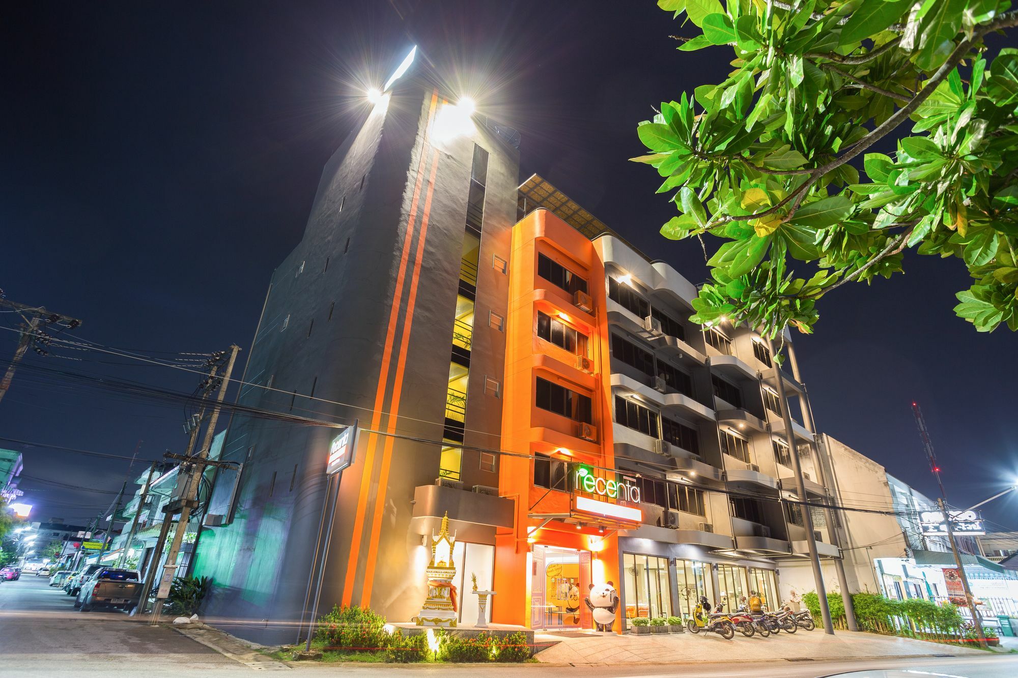 Recenta Style Town Hotel