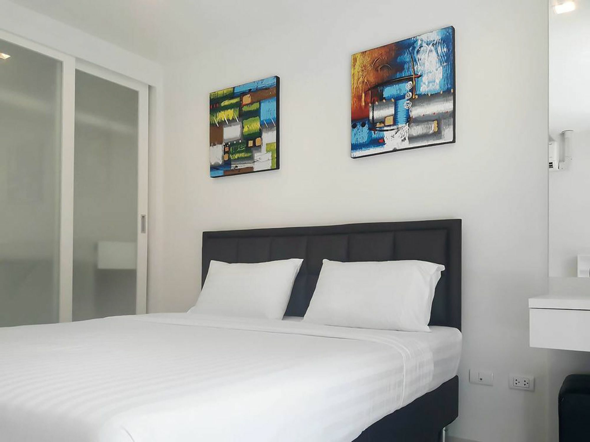 The Point @ By Favstay Apartment *