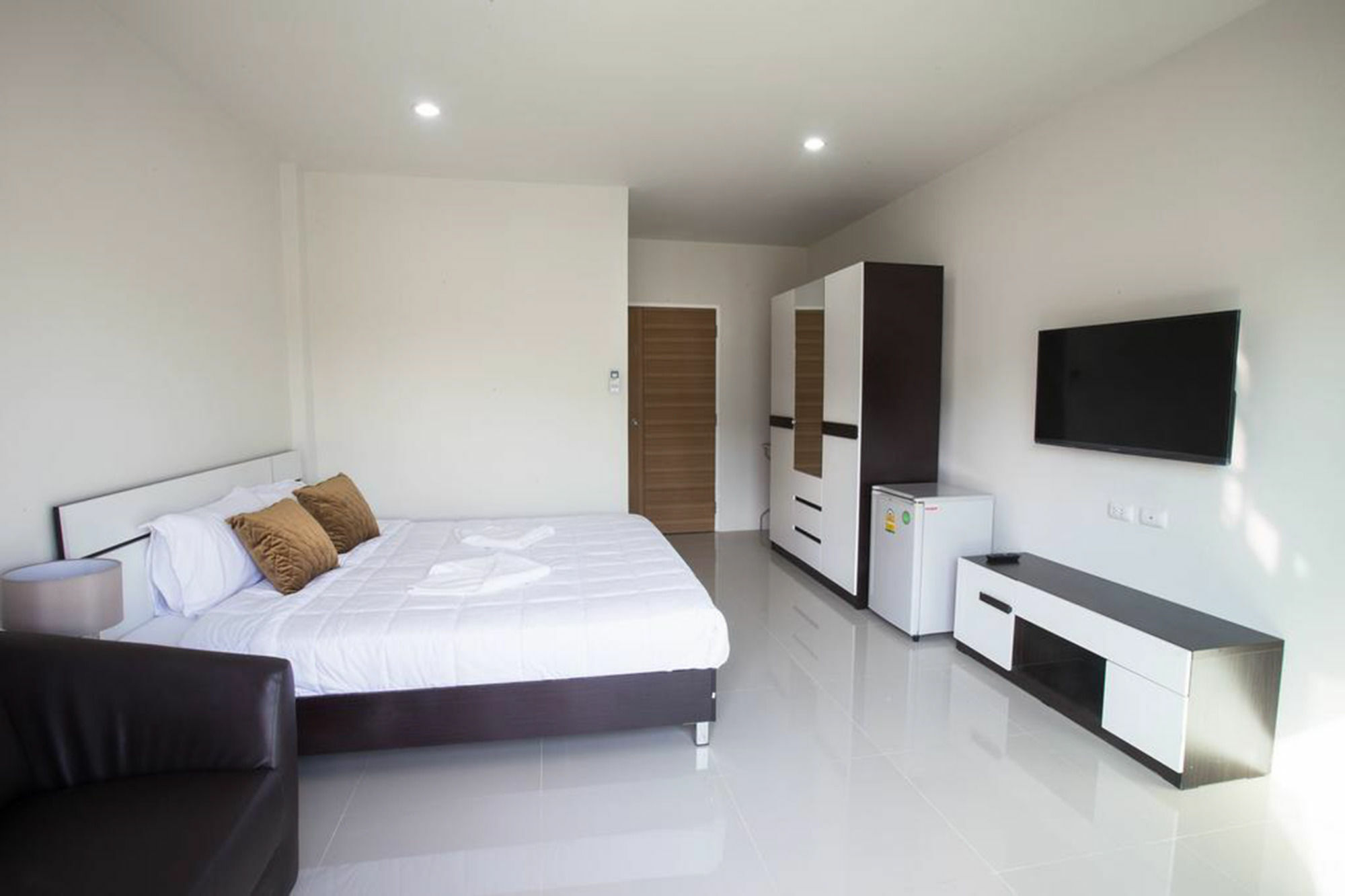 Le Fay Airport Apartment Mai Khao