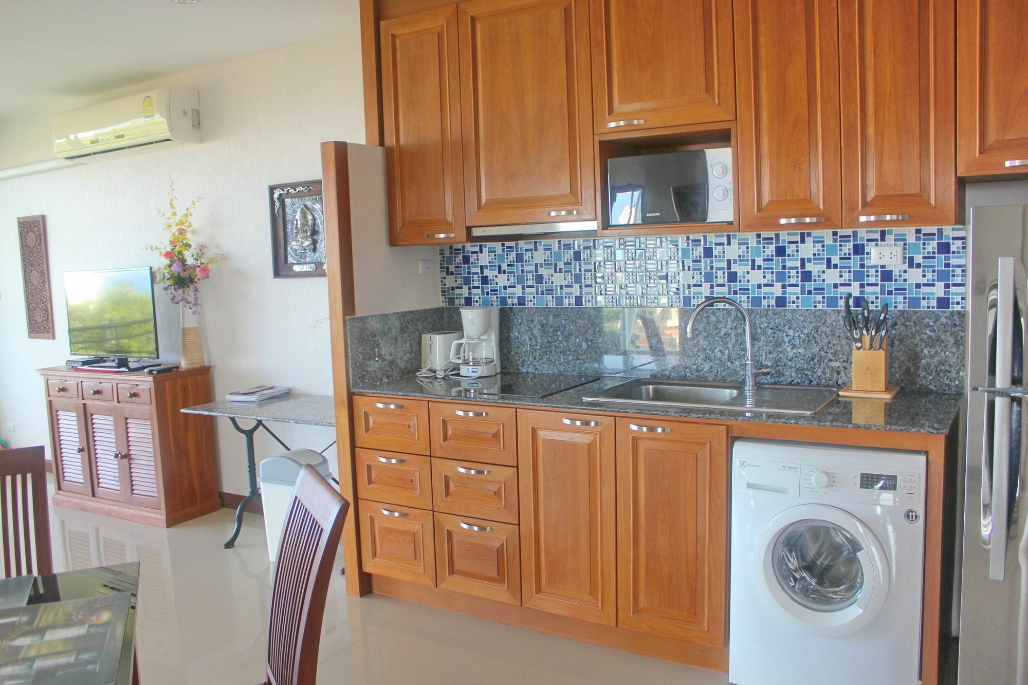 Apartment Karon Beach