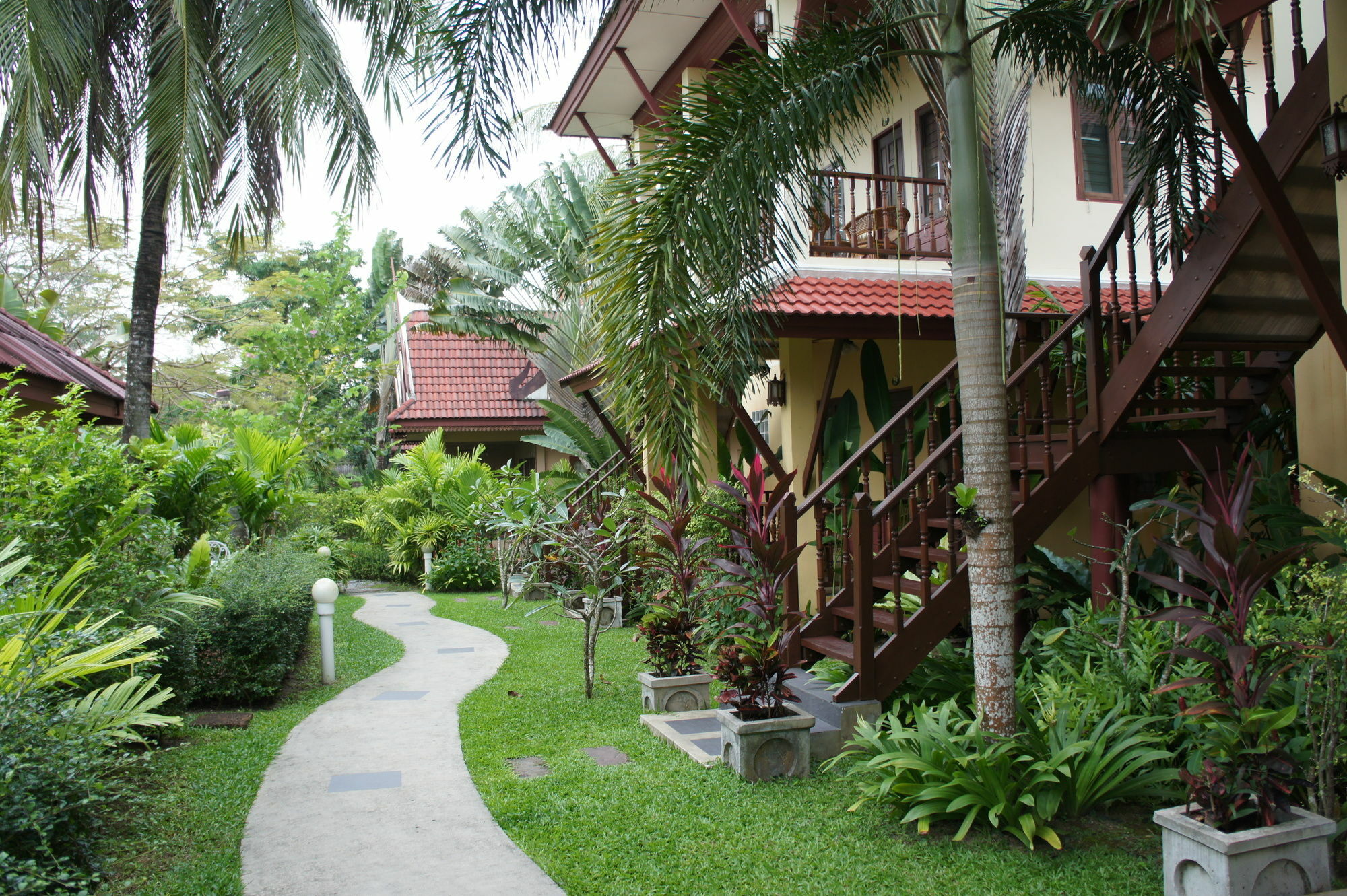 Resort Palm Village Rawai