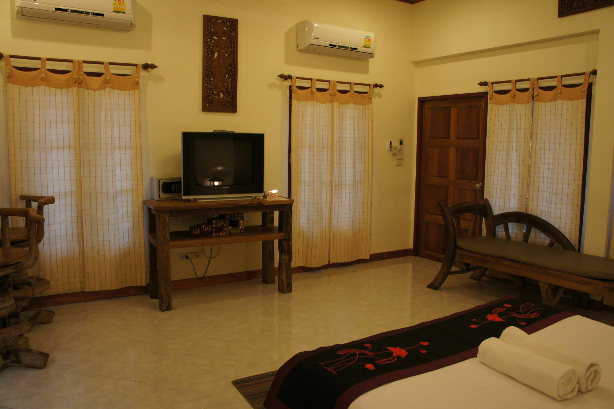 Palm Village Resort Rawai