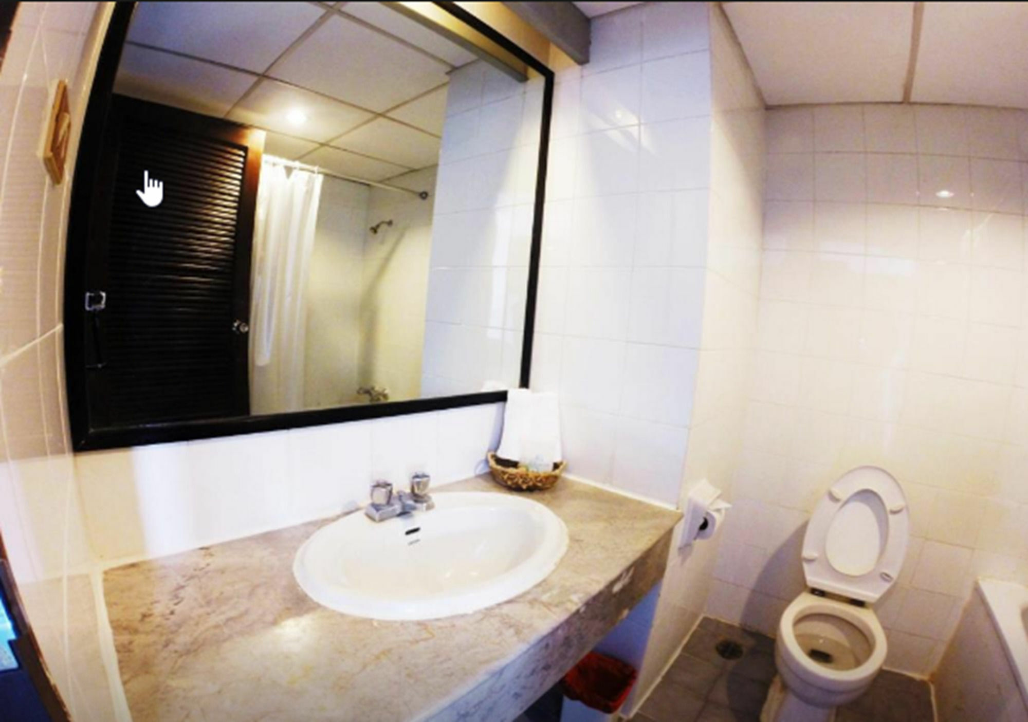 Town Hotel 3*