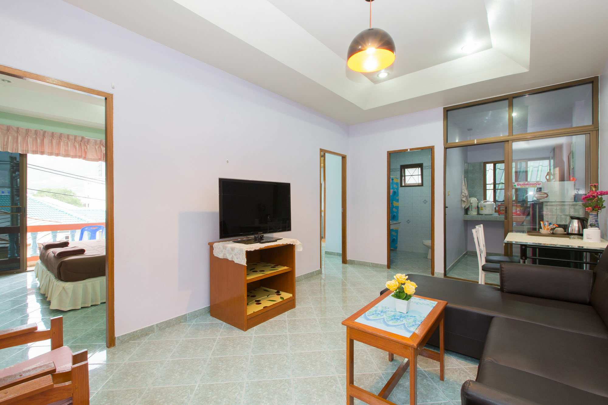 Chusri Aparthotel