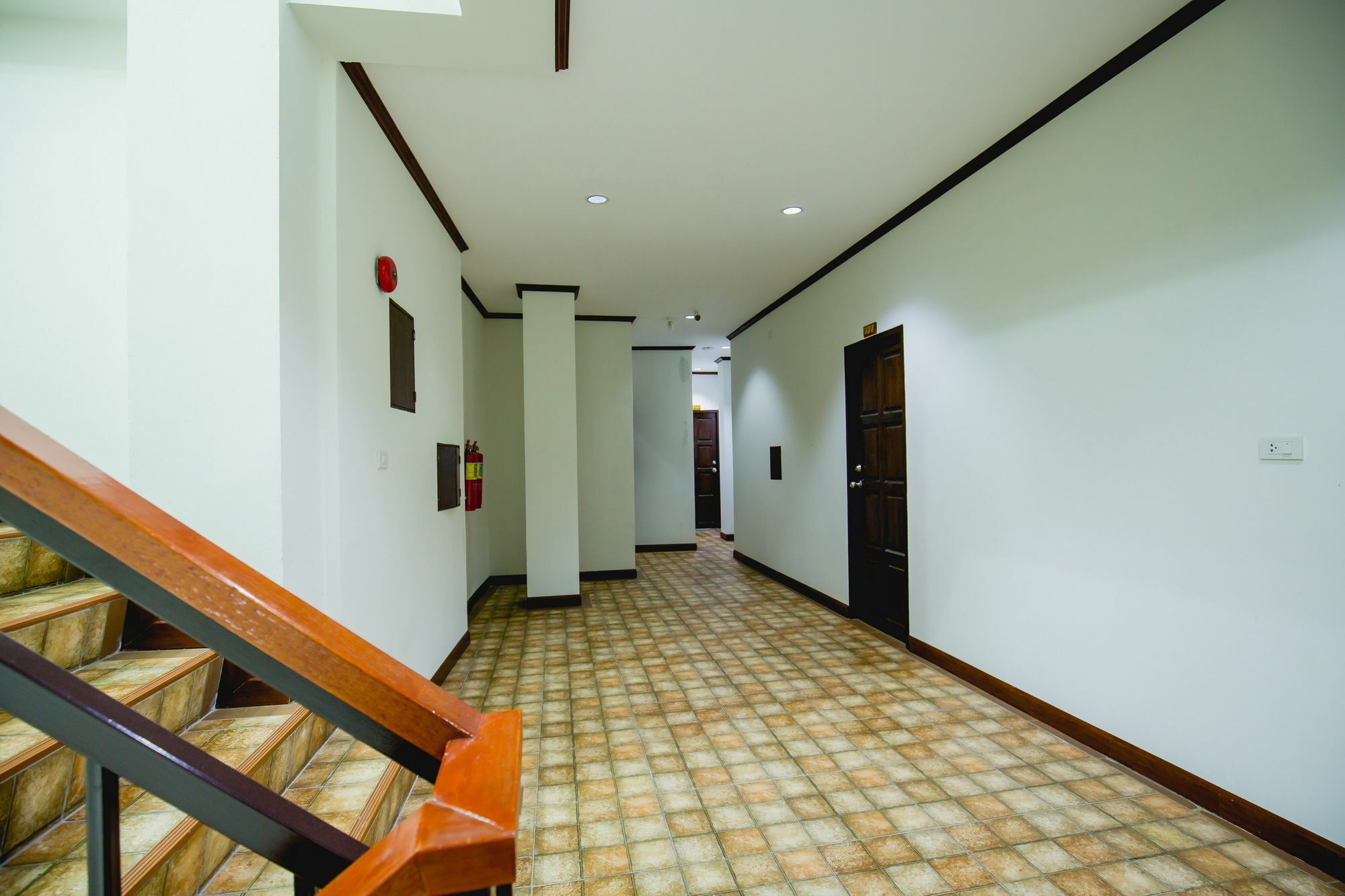 Chusri Aparthotel Patong