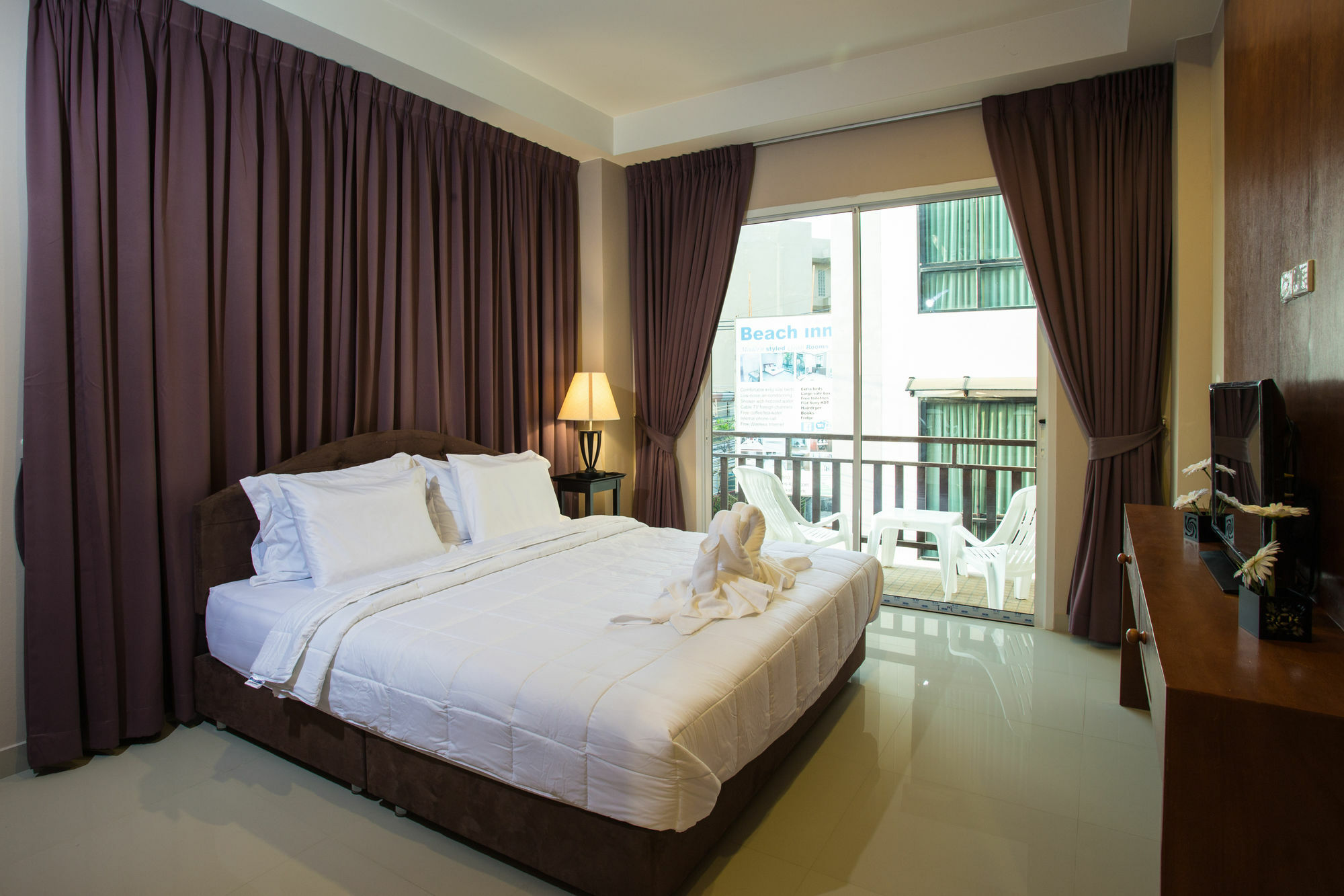 Kata Beachwalk And Hotel