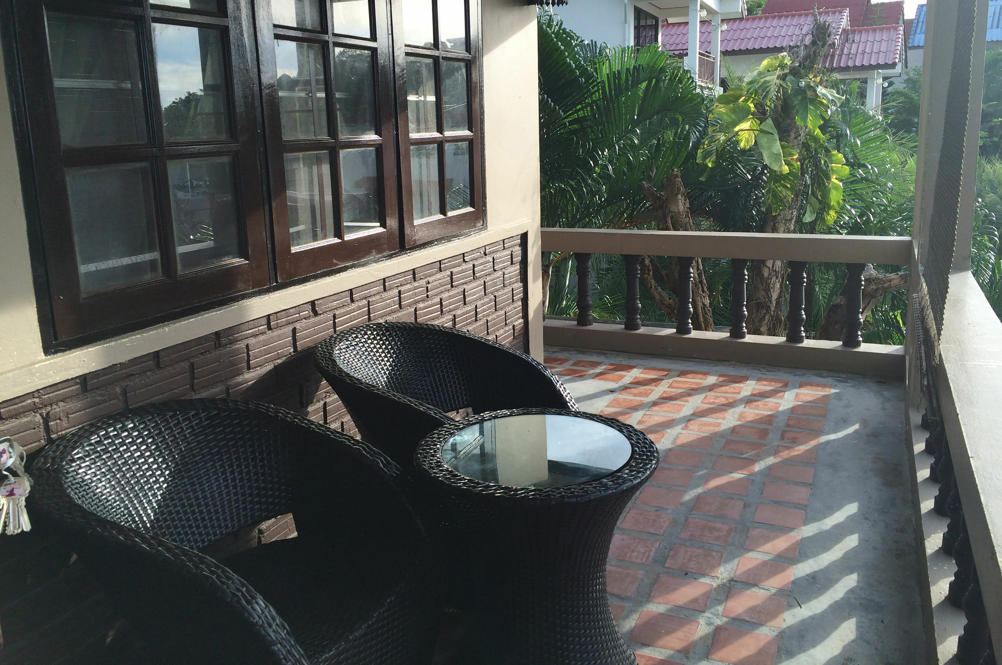 Kata Beachwalk And 3* Kata Beach (Phuket)