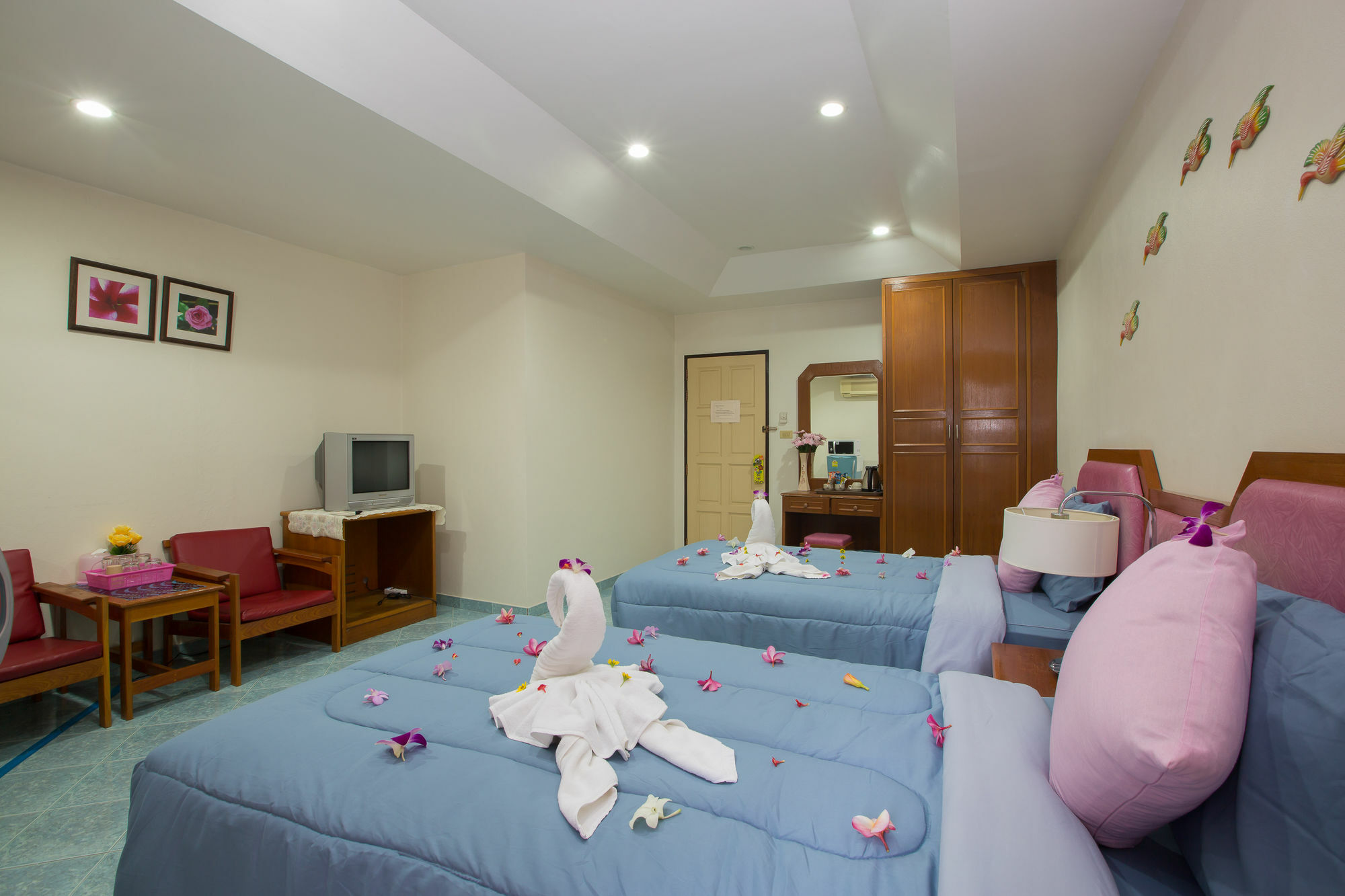 Chusri Aparthotel Patong