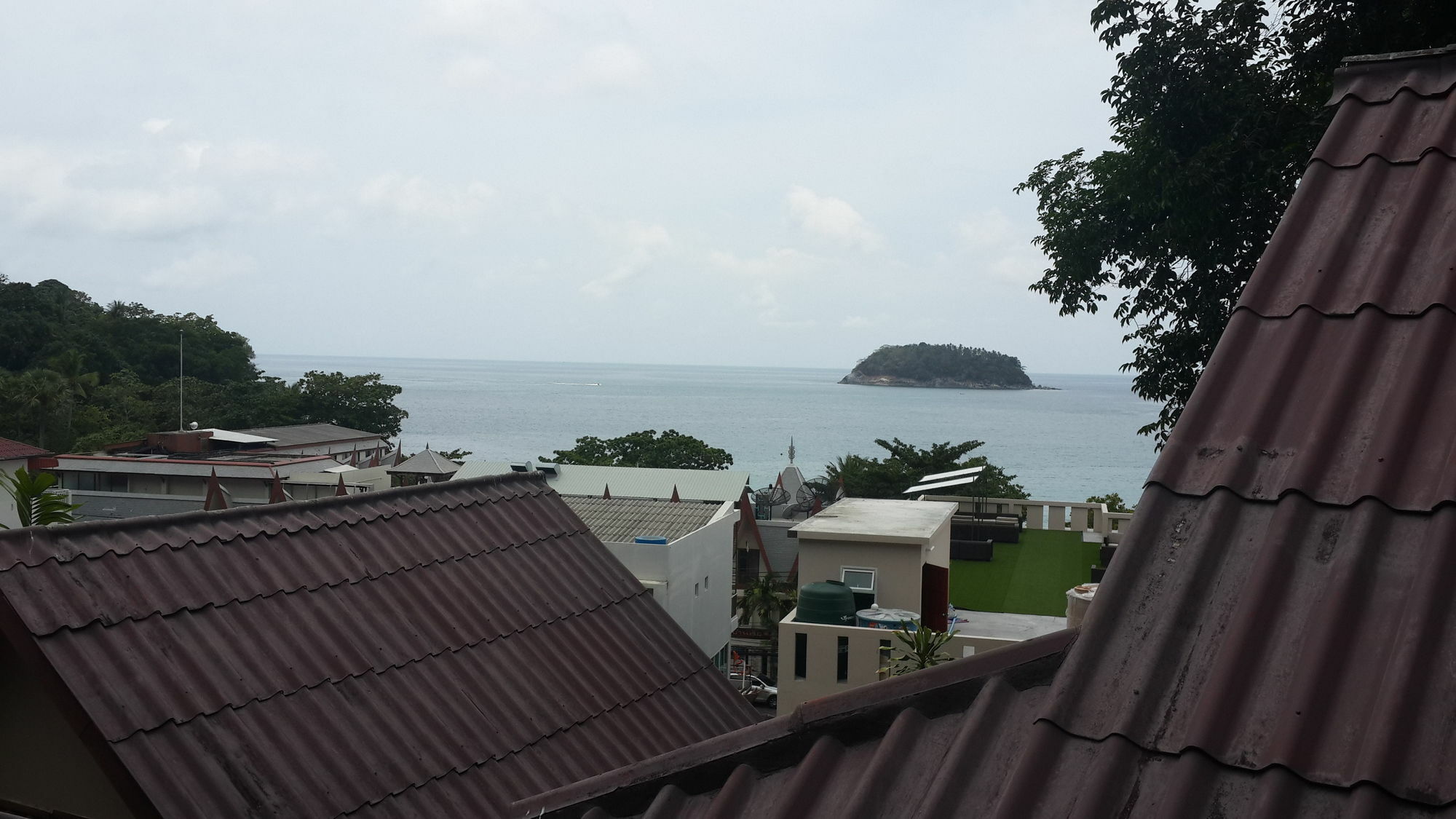 Kata Beachwalk And 3*