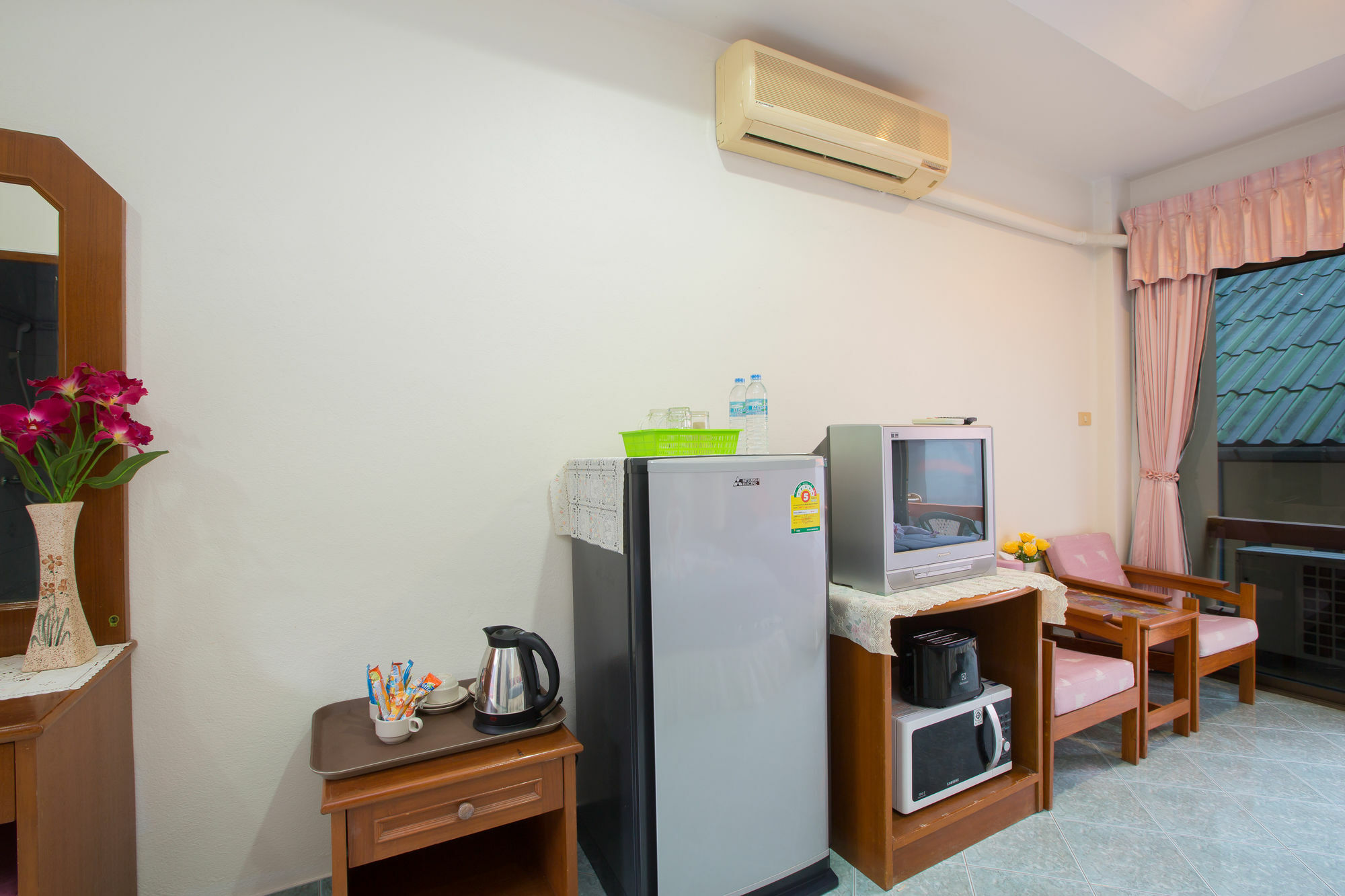 Chusri Aparthotel Patong